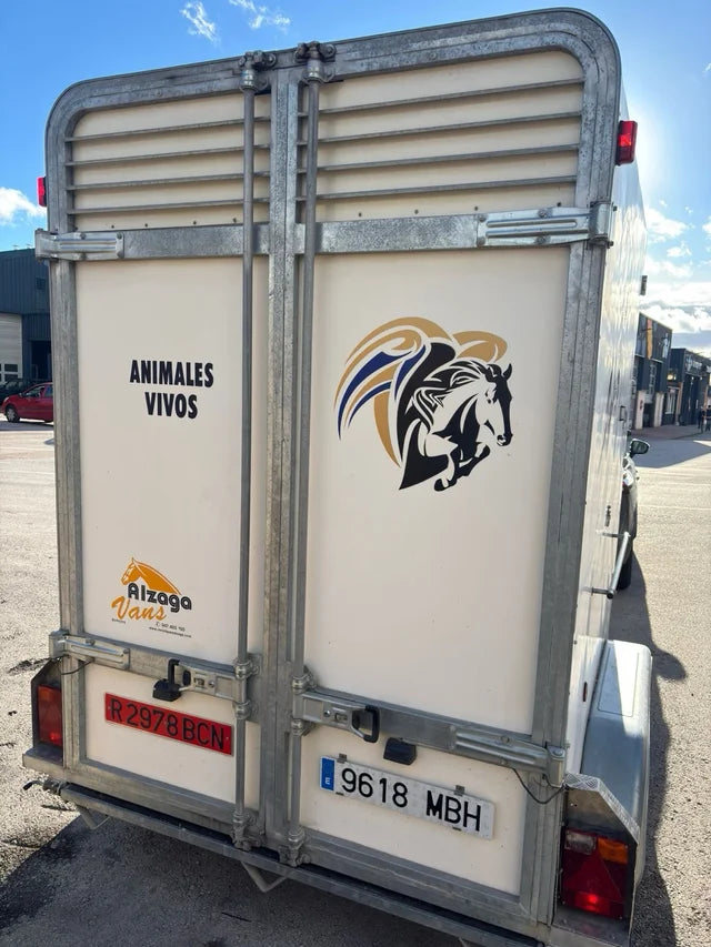 Remorque pour Chevaux et Bétail