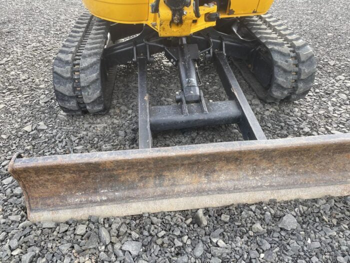 JCB 8035 ZTS + 3 GODETS.