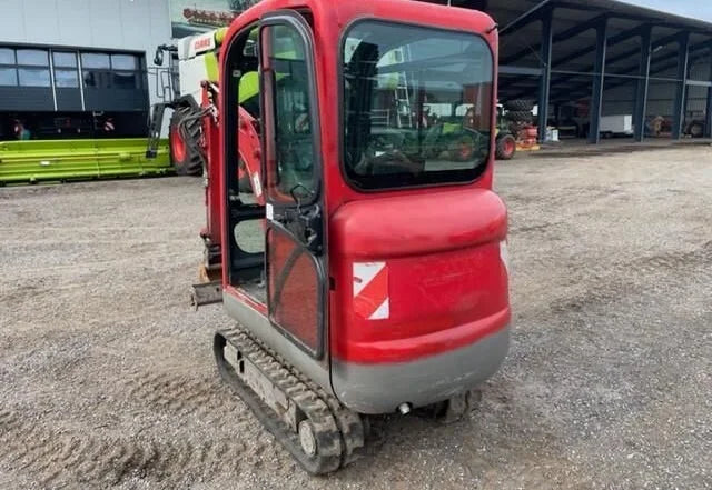 BOBCAT E16, 1,5T + 3 GODETS