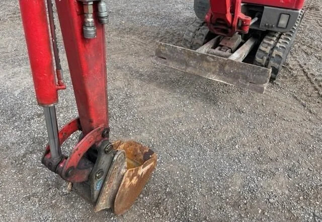 BOBCAT E16, 1,5T + 3 GODETS