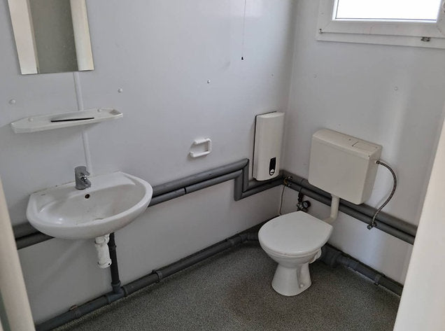 Conteneur Bureau-Résidence 15 m² – Avec Salle de Bain Équipée et Pré-installation de Kitchenette