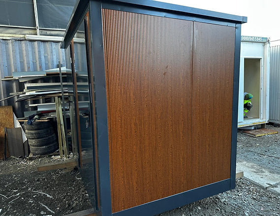 Conteneur Sanitaire 2 Cabines (243 × 174 × 246 cm) – Double WC Autonome pour Chantiers et Événements