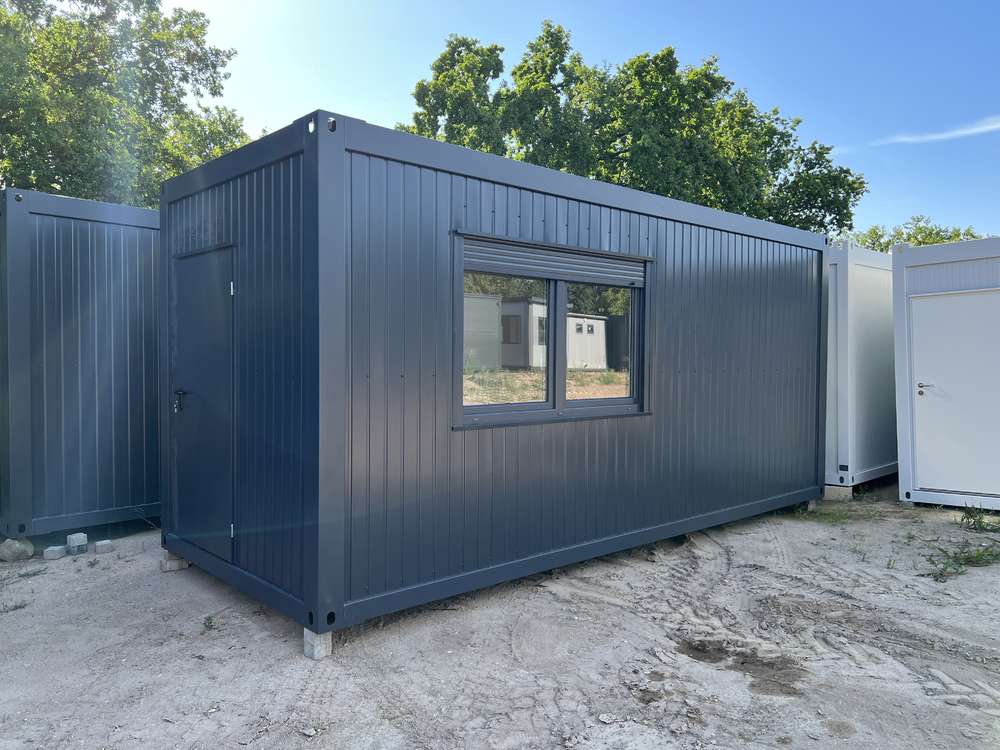Conteneur avec cuisine américaine, WC et douche 6,00 x 2,43 m