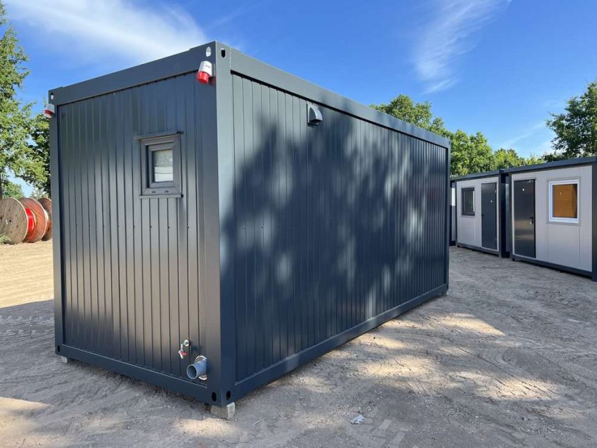 Conteneur avec cuisine américaine, WC et douche 6,00 x 2,43 m
