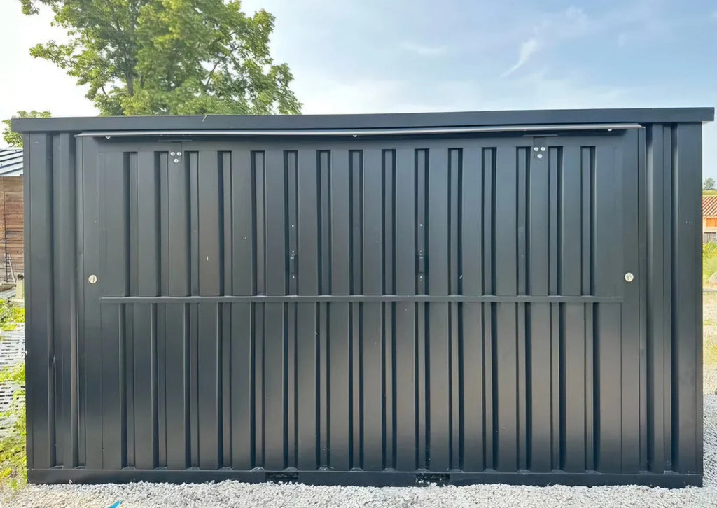 Conteneur converti en bar/snack/guinguette 4x2m