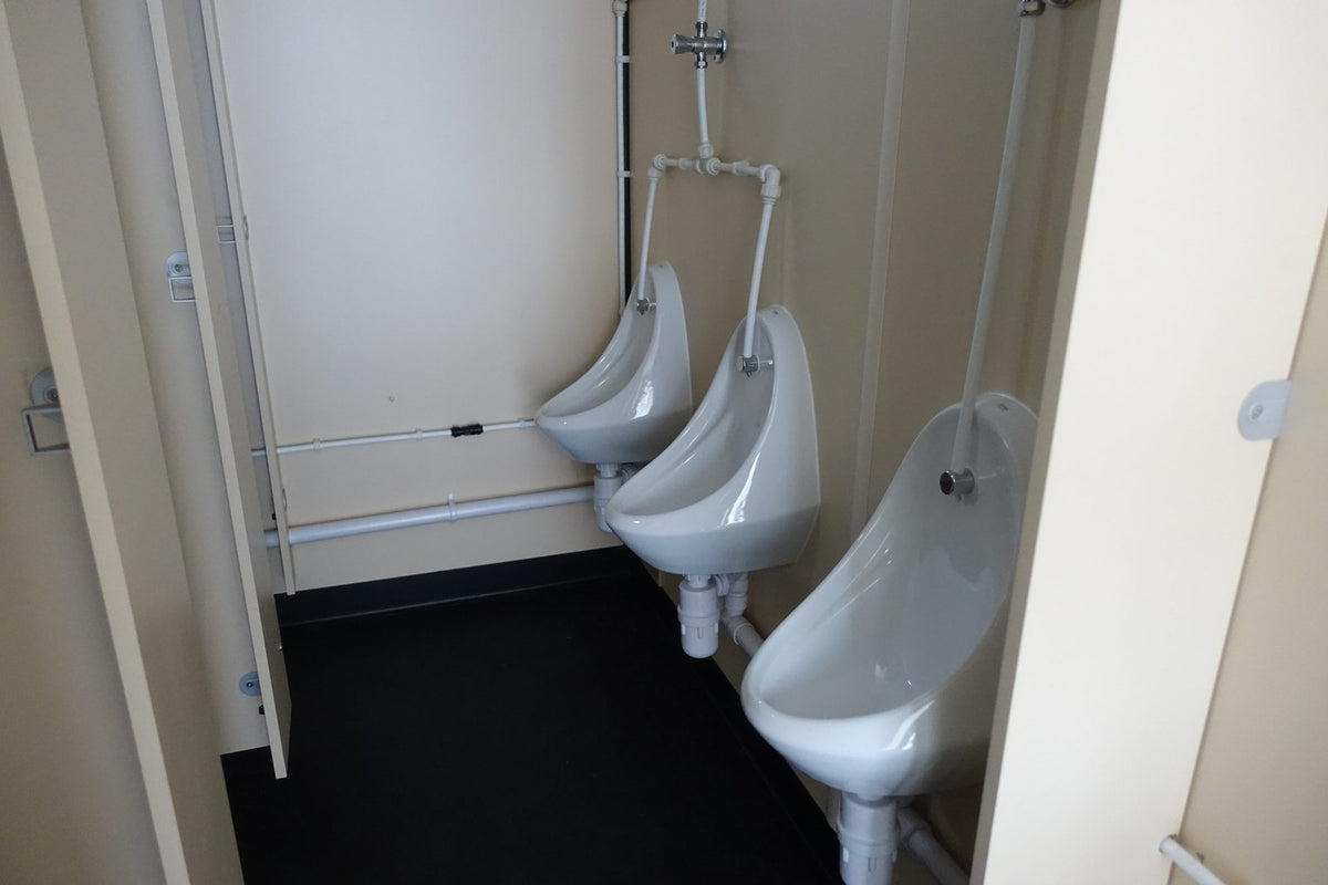 Nouveau conteneur de toilettes