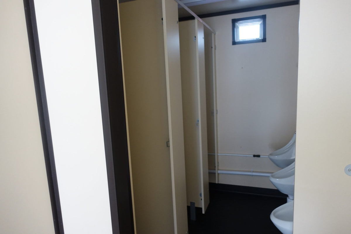 Nouveau conteneur de toilettes