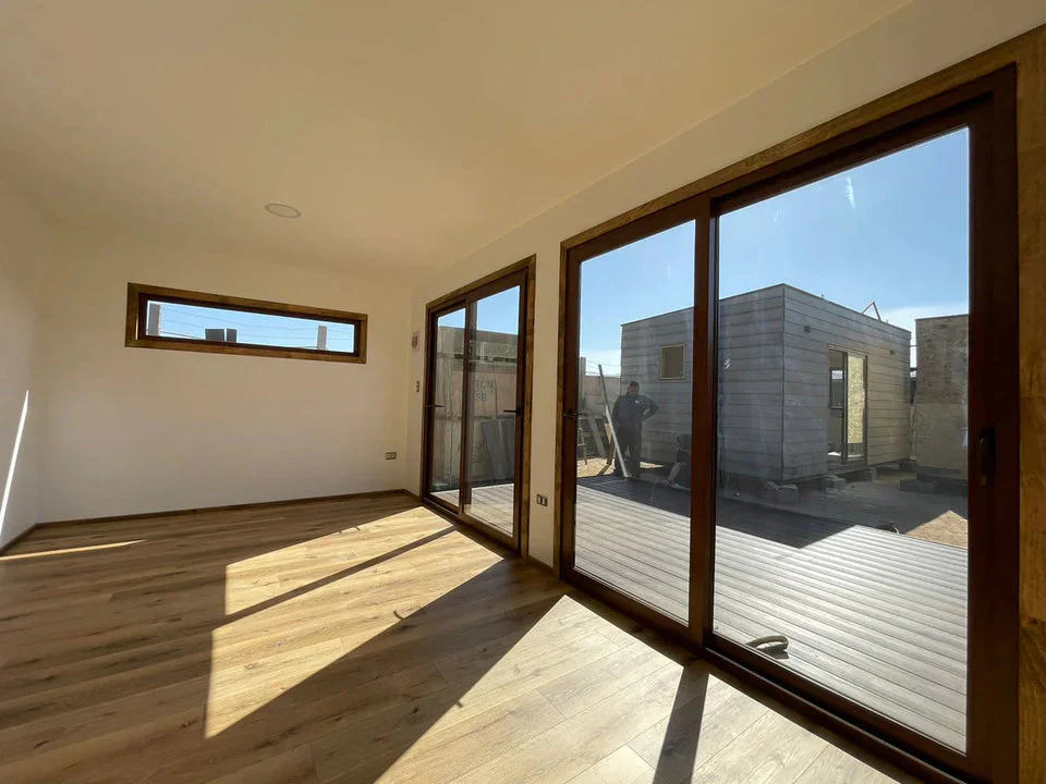 MBG Mb_657259 Maison Modulaire Leyton 30m² 10x3m