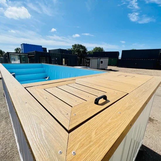 PISCINE CONTENEUR DE 20 PIEDS