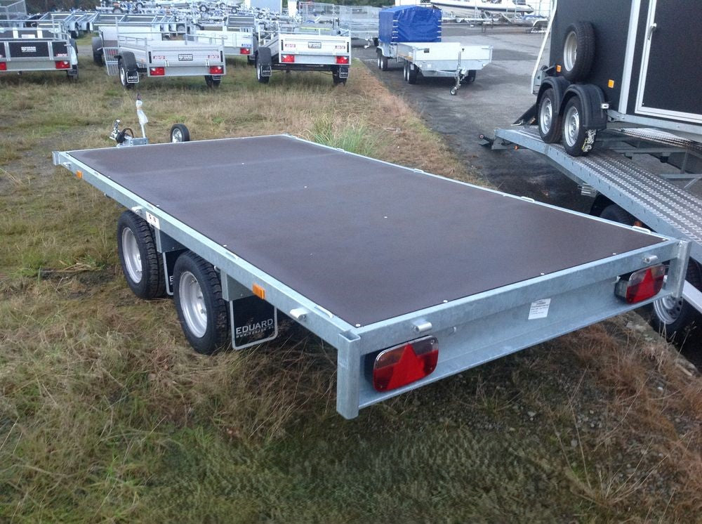 Plateau nu EDUARD 311 x 160 cm – PTAC 750 kg