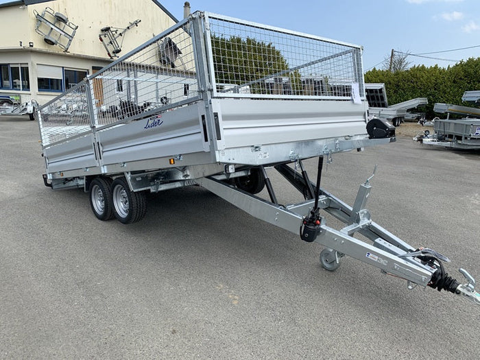 Remorque plateau LIDER avec roues dessous – PTAC : 3500 kg – 2 essieux freinés – 506 x 215 cm