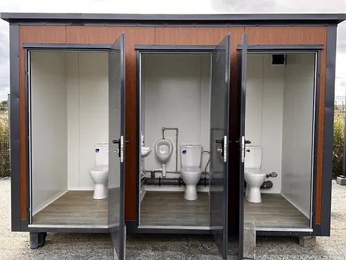 Conteneur Sanitaire Type Pavillon avec Triple Cabine