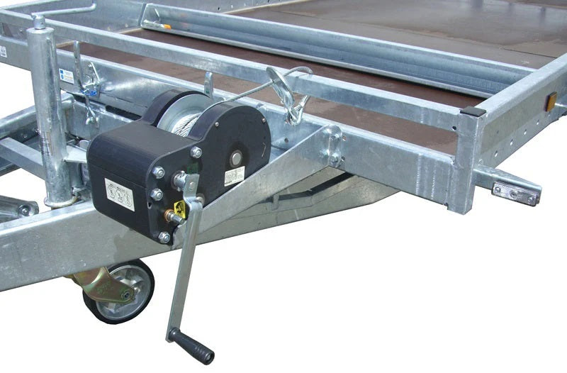 Plateforme basculante : 3,00 m x 1,70 m / 750 kg LIDER