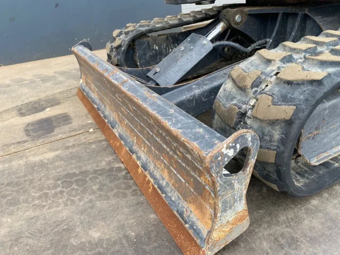 BOBCAT E27, 2,68T + 3 GODETS