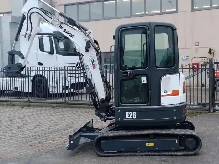 BOBCAT E26, 2,64 T, + 3 GODETS