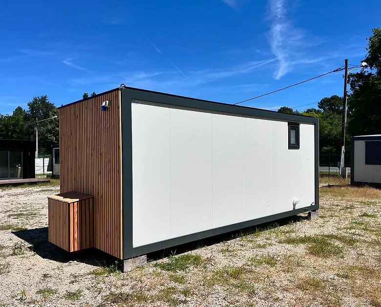 Container aménagé 6m x 2,4m