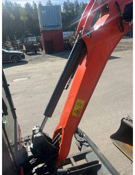 Kubota KX 019-4 + 3 Godets + Remorque