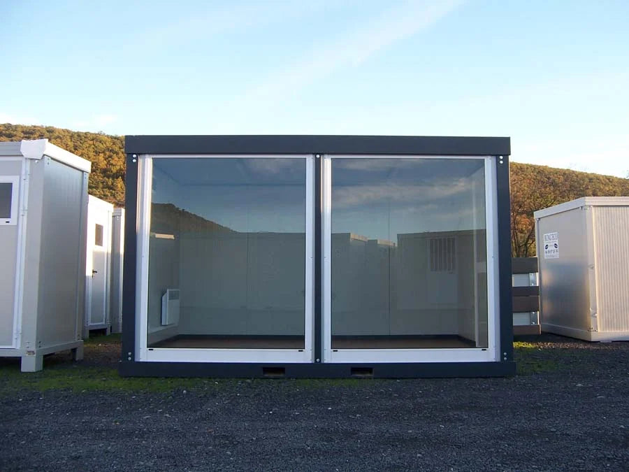 Conteneur Helsinki de 4,8 × 3,5 m pour bureau, atelier ou salle de réunion