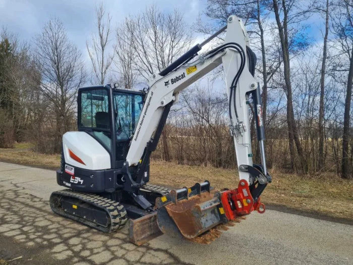 BOBCAT E34, 2019 + 3 GODETS