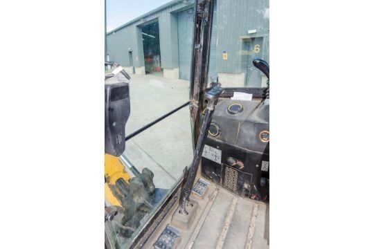 JCB 8016+ 3 GODETS