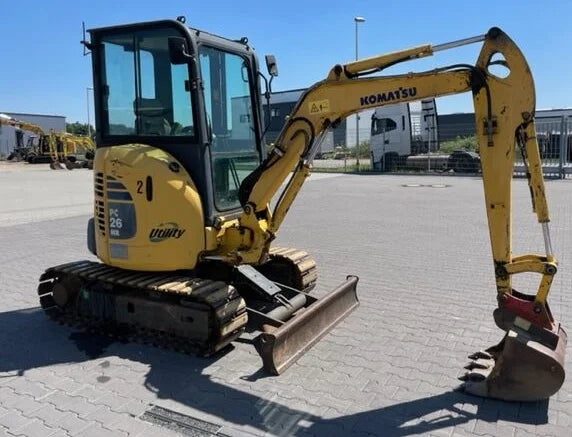 KOMATSU PC 26 MR-3, 2,8T + 3 GODETS