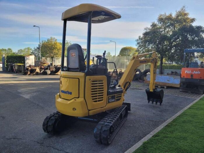 KOMATSU PC 18 MR2