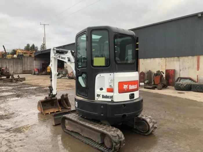BOBCAT E25-EM, 2,44T, + 3 GODETS