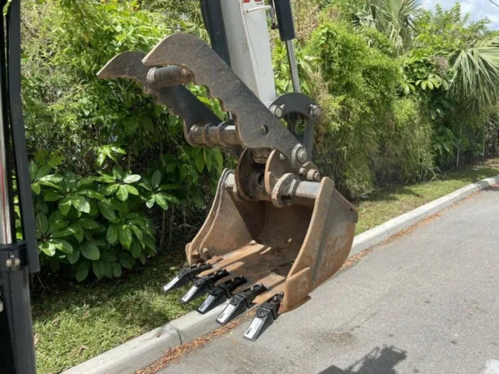 BOBCAT E26, 2,5T